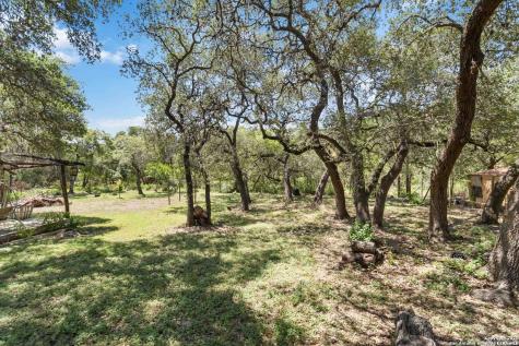 1588 Westview Court Canyon Lake TX 78133