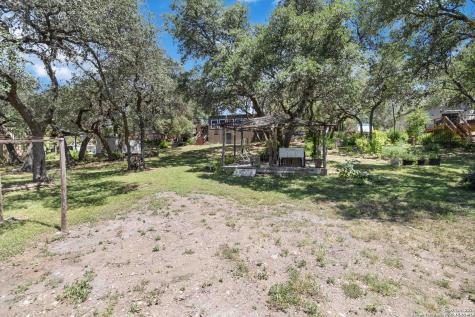 1588 Westview Court Canyon Lake TX 78133