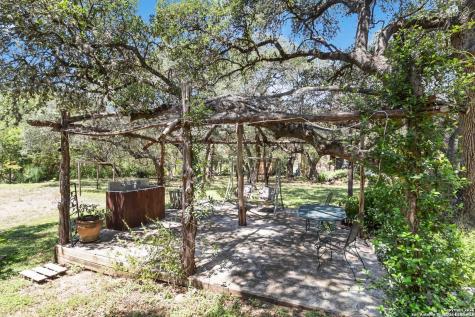1588 Westview Court Canyon Lake TX 78133