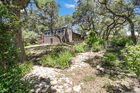 1588 Westview Court Canyon Lake TX 78133