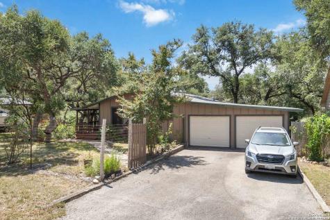 1588 Westview Court Canyon Lake TX 78133