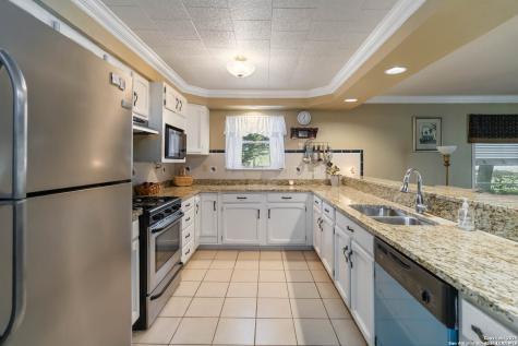 1588 Westview Court Canyon Lake TX 78133