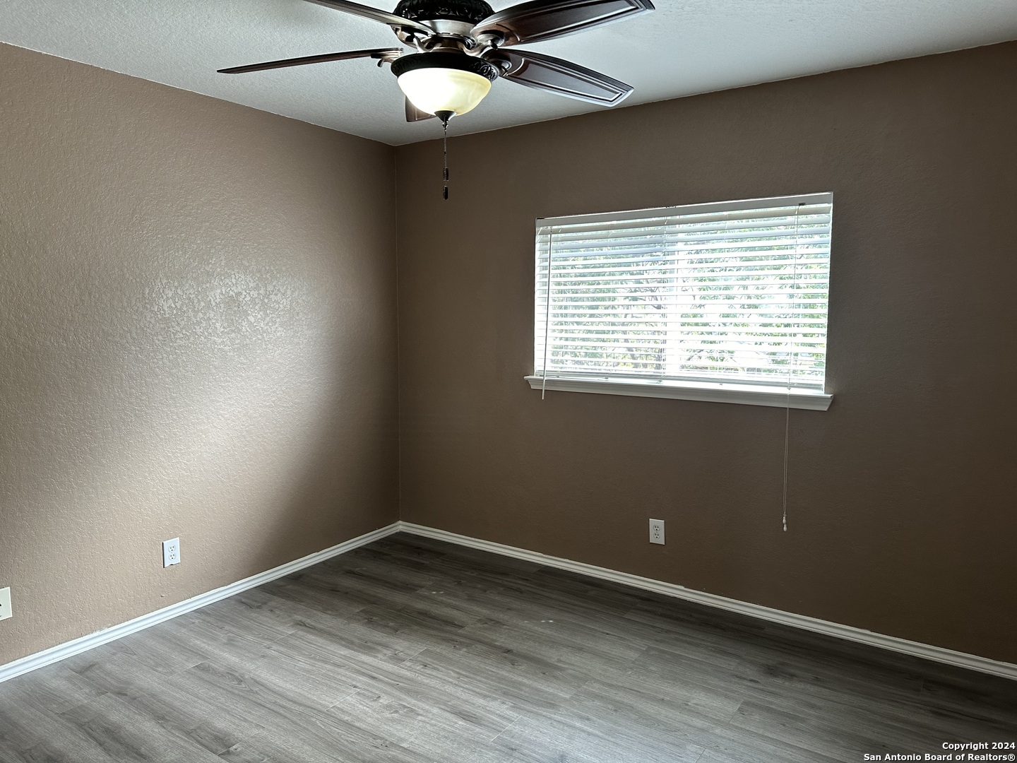 225 Woodstone Loop Cibolo TX 78108