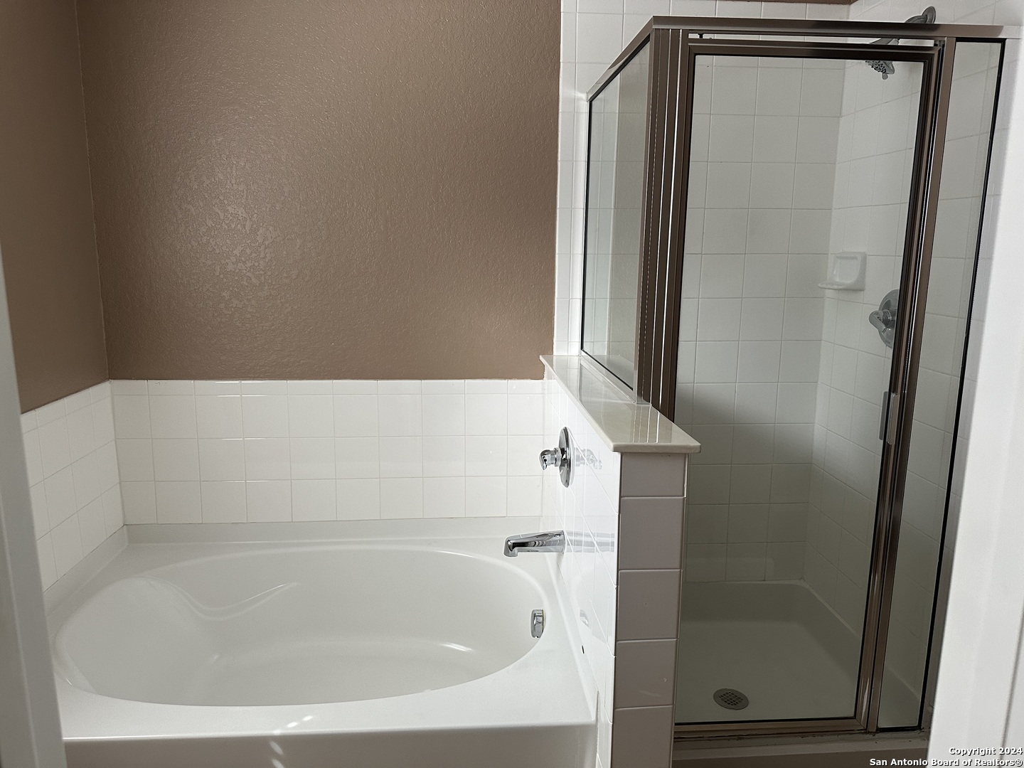 225 Woodstone Loop Cibolo TX 78108