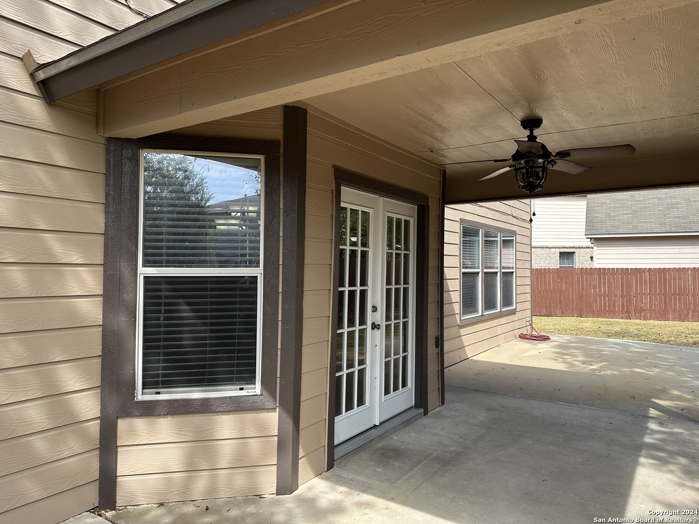 225 Woodstone Loop Cibolo TX 78108