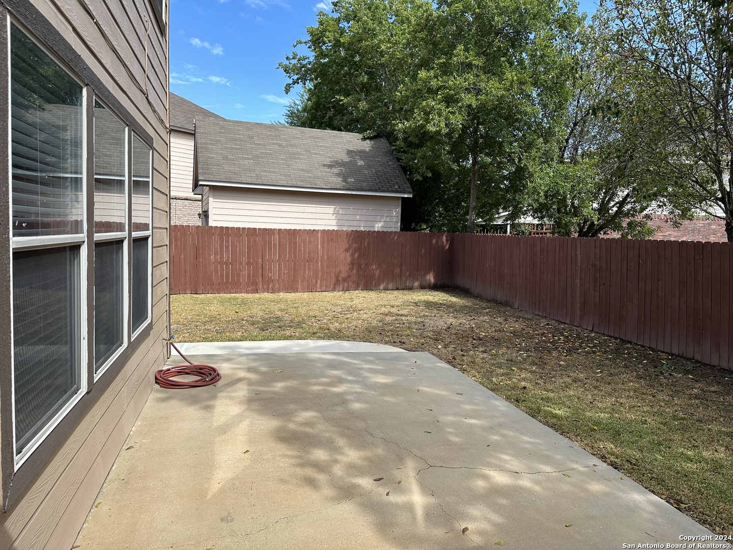 225 Woodstone Loop Cibolo TX 78108