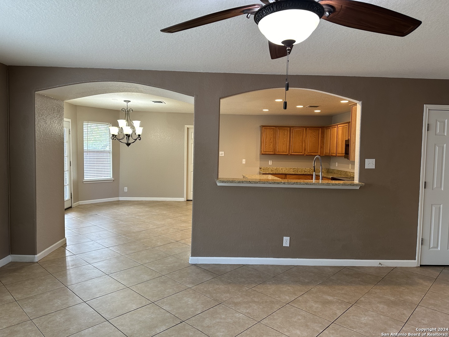 225 Woodstone Loop Cibolo TX 78108