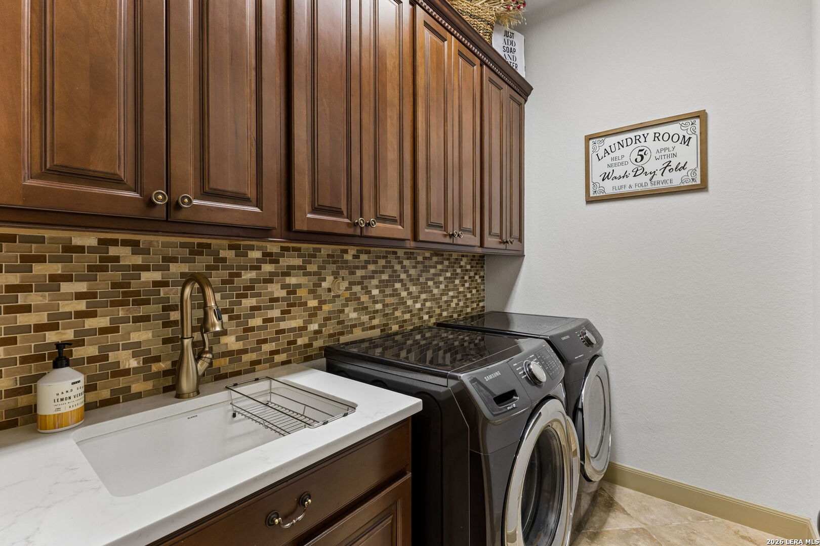 935 Gazania Hill San Antonio TX 78260