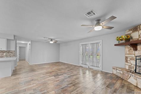 214 Indian Pink Drive Floresville TX 78114