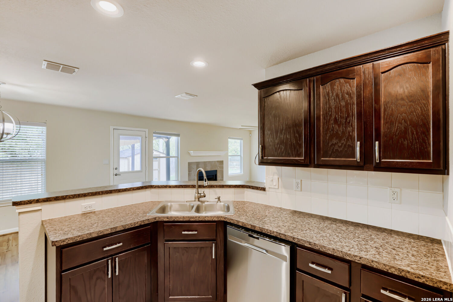 9903 Buescher San Antonio TX 78223