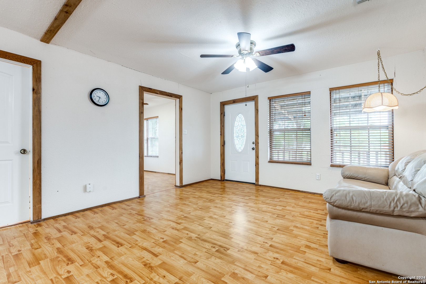 515 County Road 3821 San Antonio TX 78253