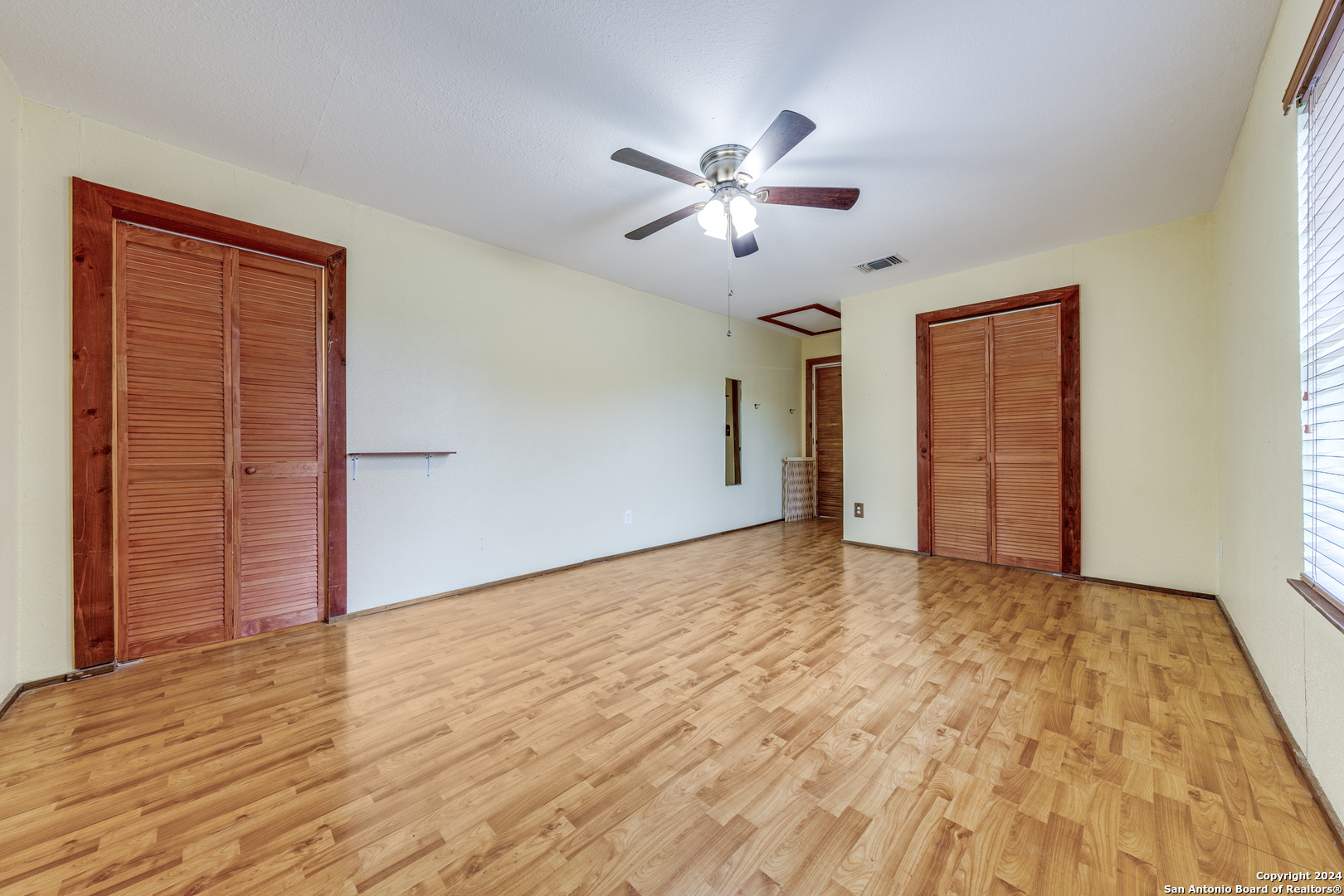 515 County Road 3821 San Antonio TX 78253