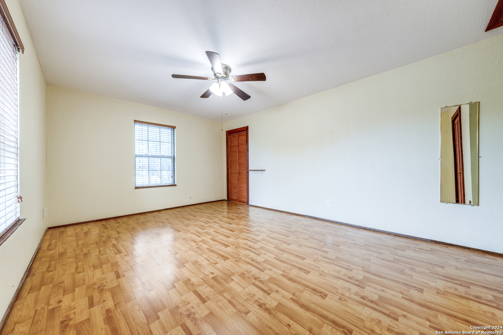 515 County Road 3821 San Antonio TX 78253