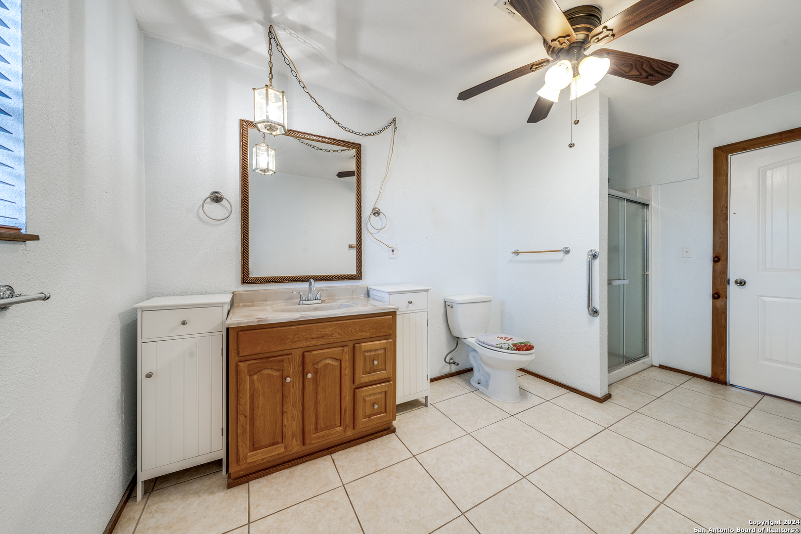 515 County Road 3821 San Antonio TX 78253