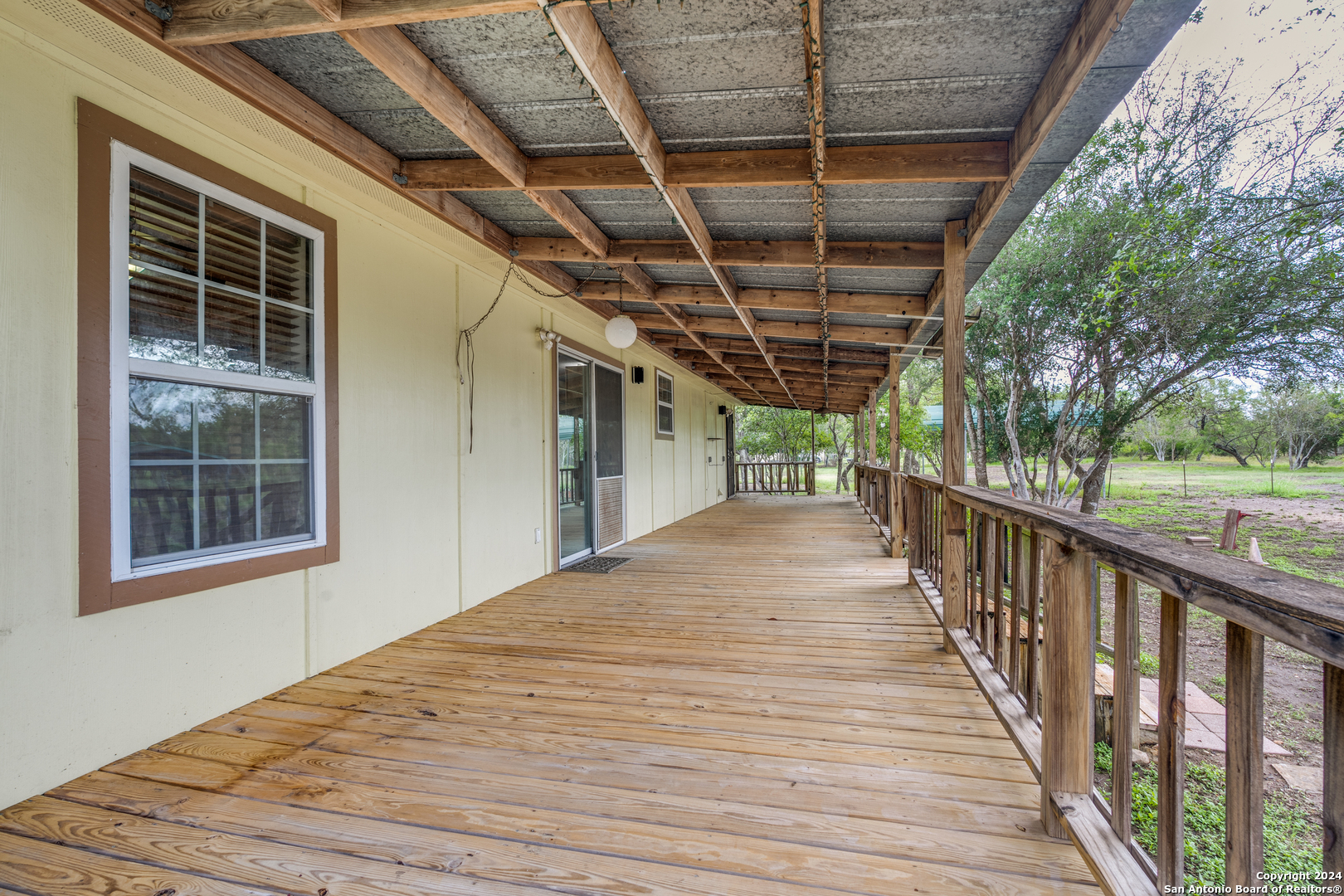 515 County Road 3821 San Antonio TX 78253