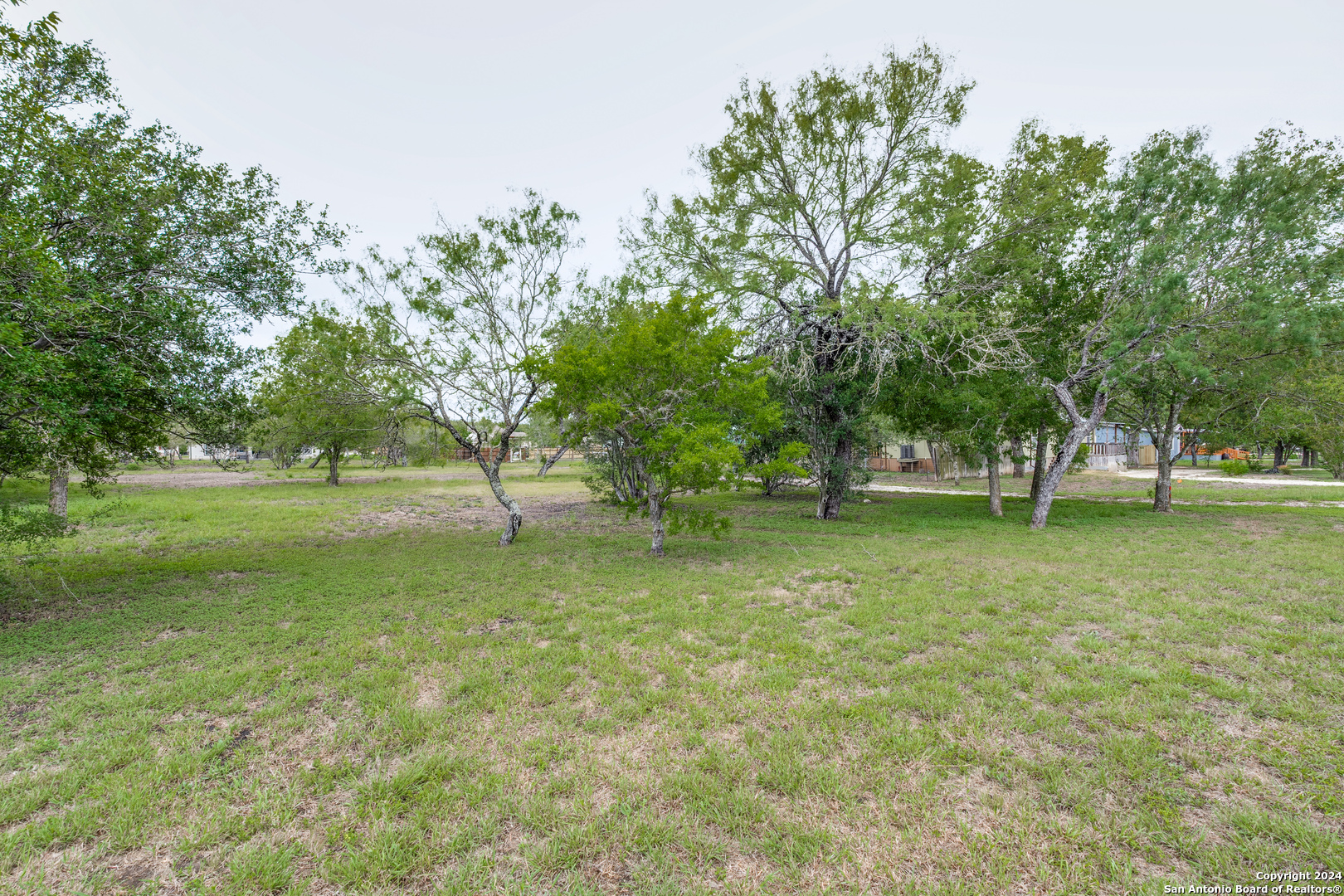 515 County Road 3821 San Antonio TX 78253