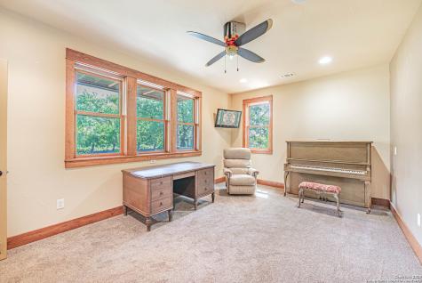 2041 Fm 1340 Hunt TX 78024