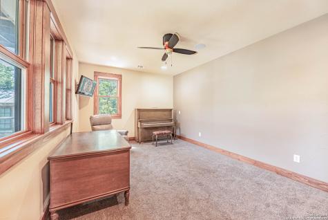 2041 Fm 1340 Hunt TX 78024
