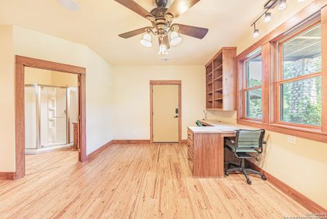 2041 Fm 1340 Hunt TX 78024