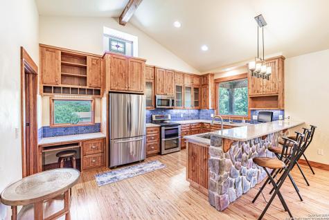 2041 Fm 1340 Hunt TX 78024