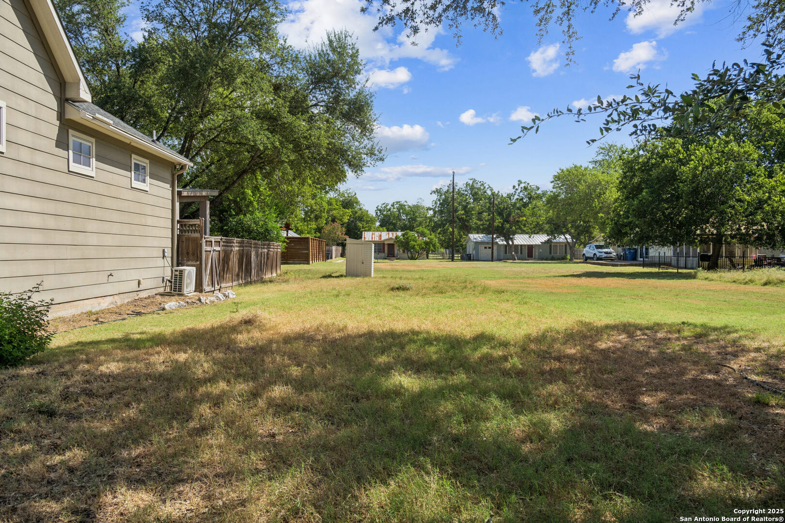1070 Hayselton New Braunfels TX 78130