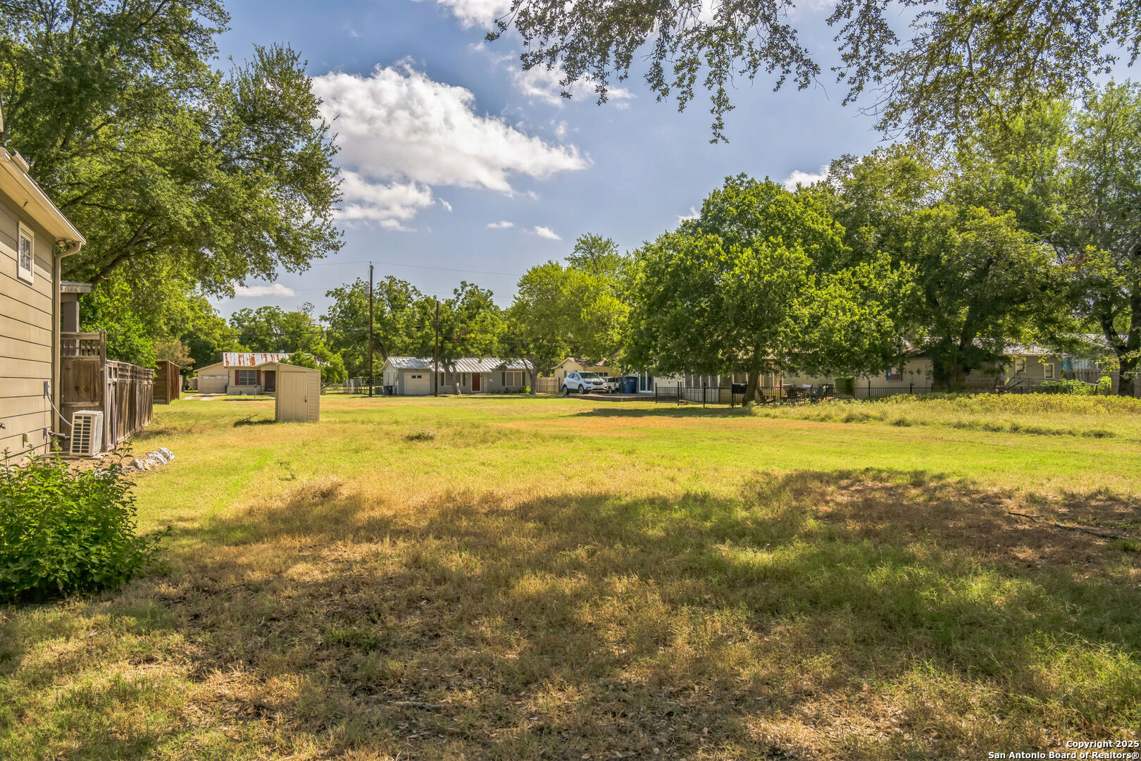 1070 Hayselton New Braunfels TX 78130