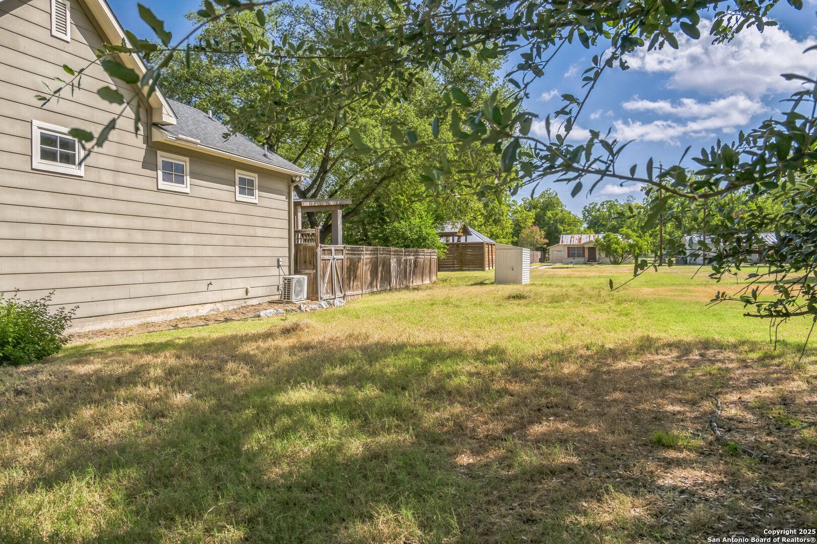 1070 Hayselton New Braunfels TX 78130