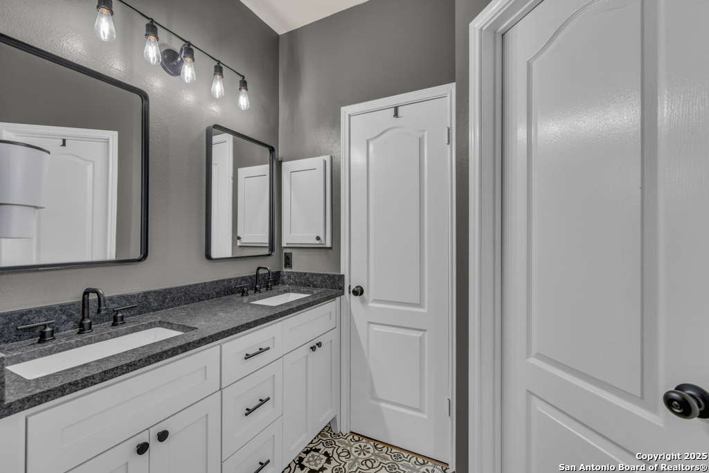 197 Tapwood Cibolo TX 78108