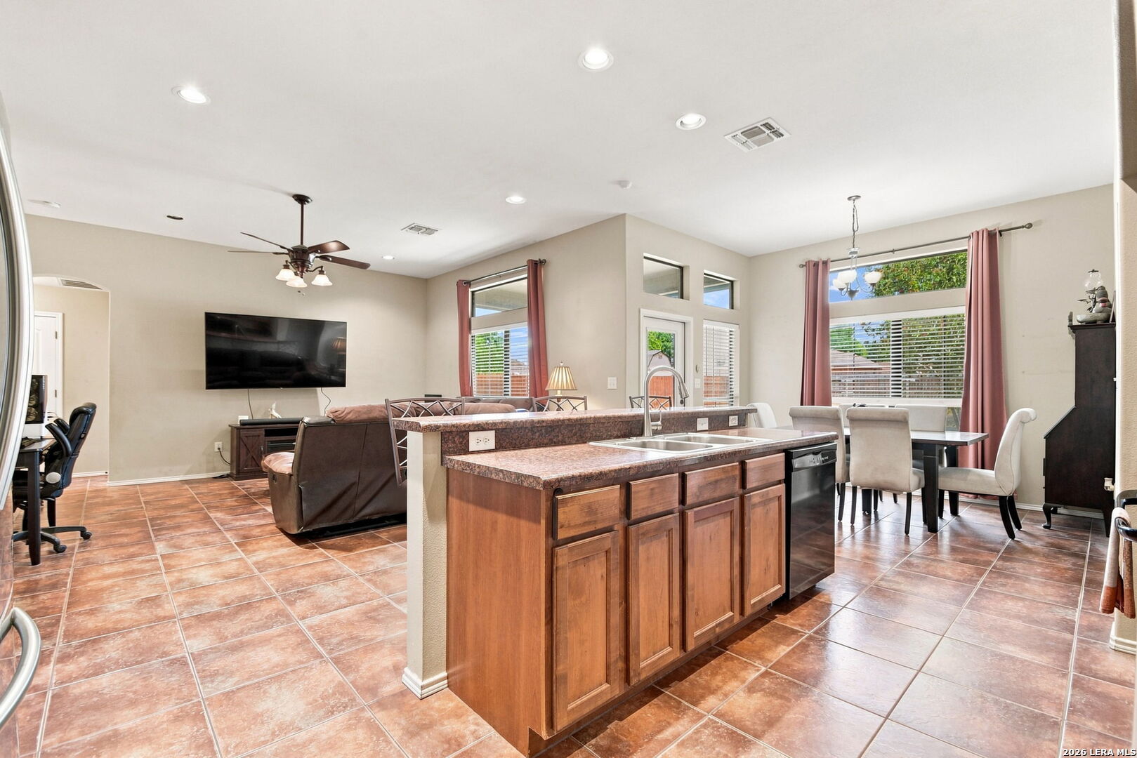 314 Yorktown Pleasanton TX 78064