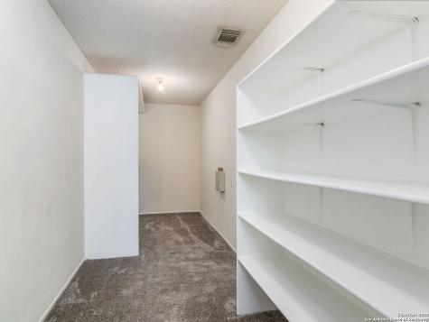 16563 Drum Oak San Antonio TX 78232