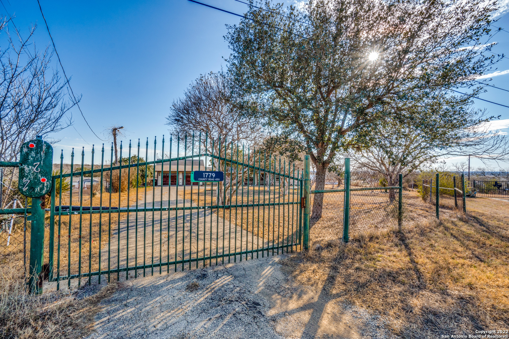 1779 County Road 4511 Hondo TX 78861