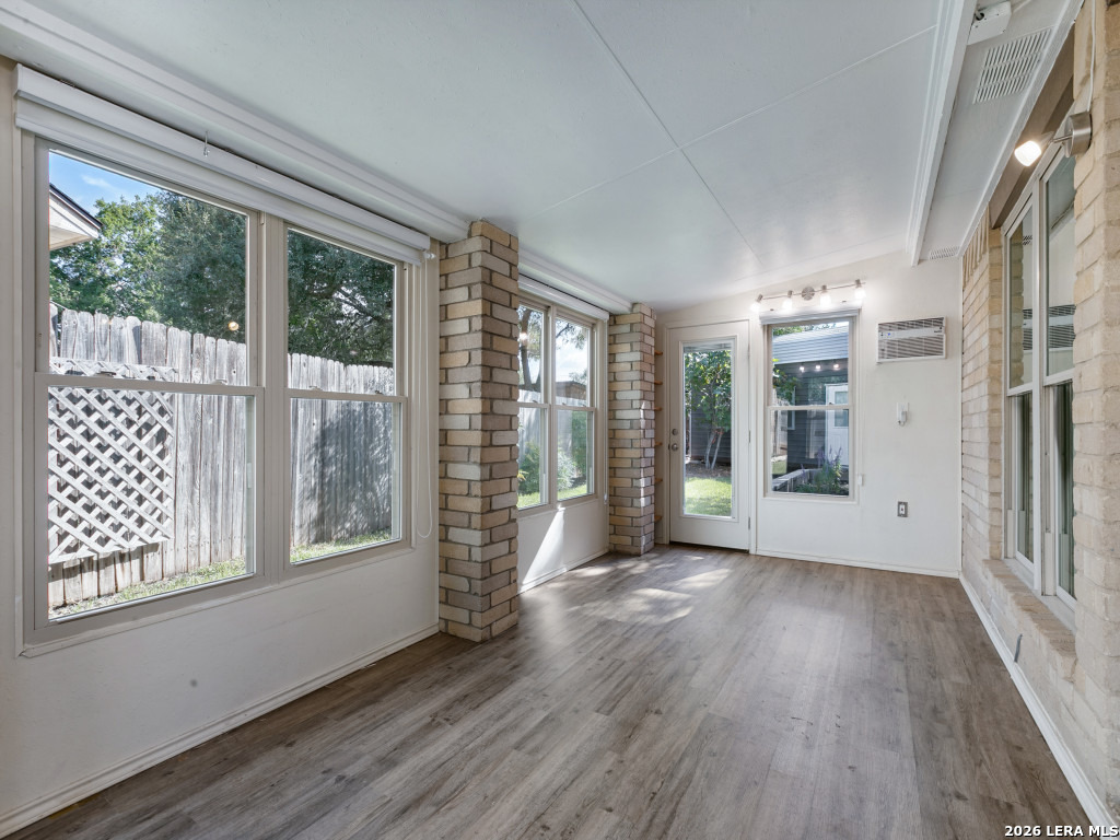 6706 Secession San Antonio TX 78240