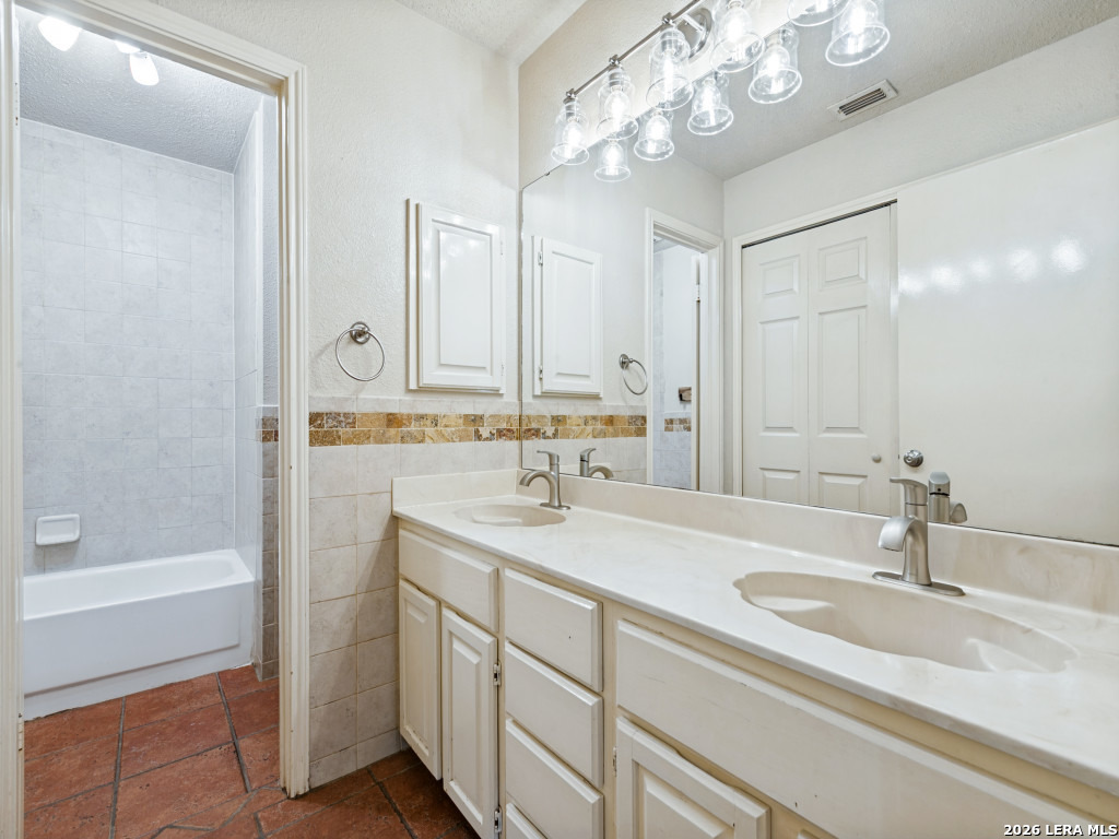 6706 Secession San Antonio TX 78240