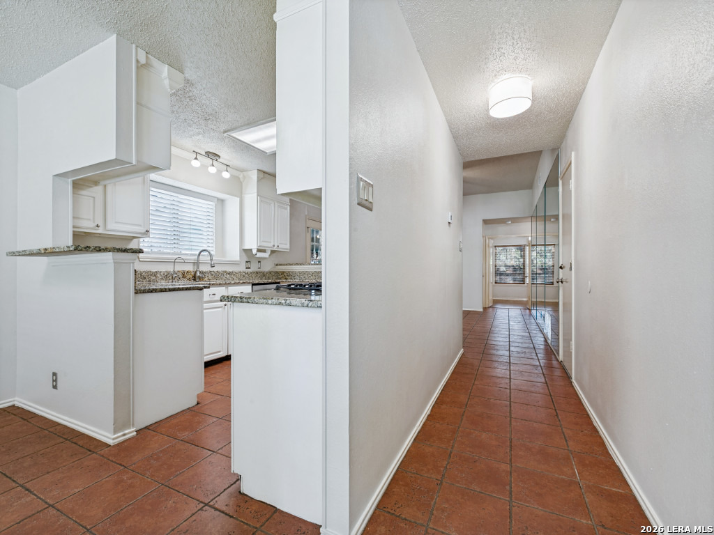 6706 Secession San Antonio TX 78240
