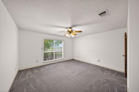 418 County Road 574 Castroville TX 78009