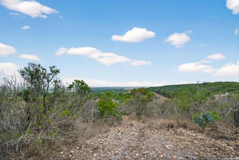 418 County Road 574 Castroville TX 78009