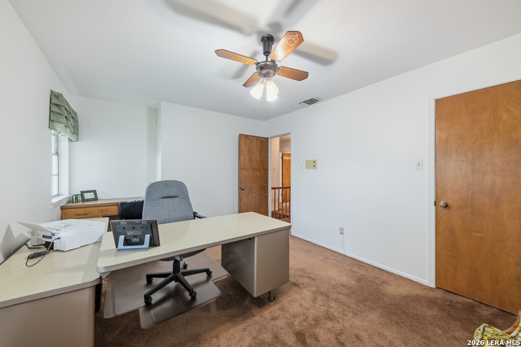 5827 Grass Hill Drive Leon Valley TX 78238