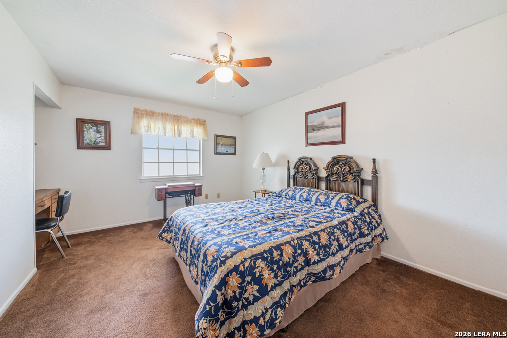 5827 Grass Hill Drive Leon Valley TX 78238