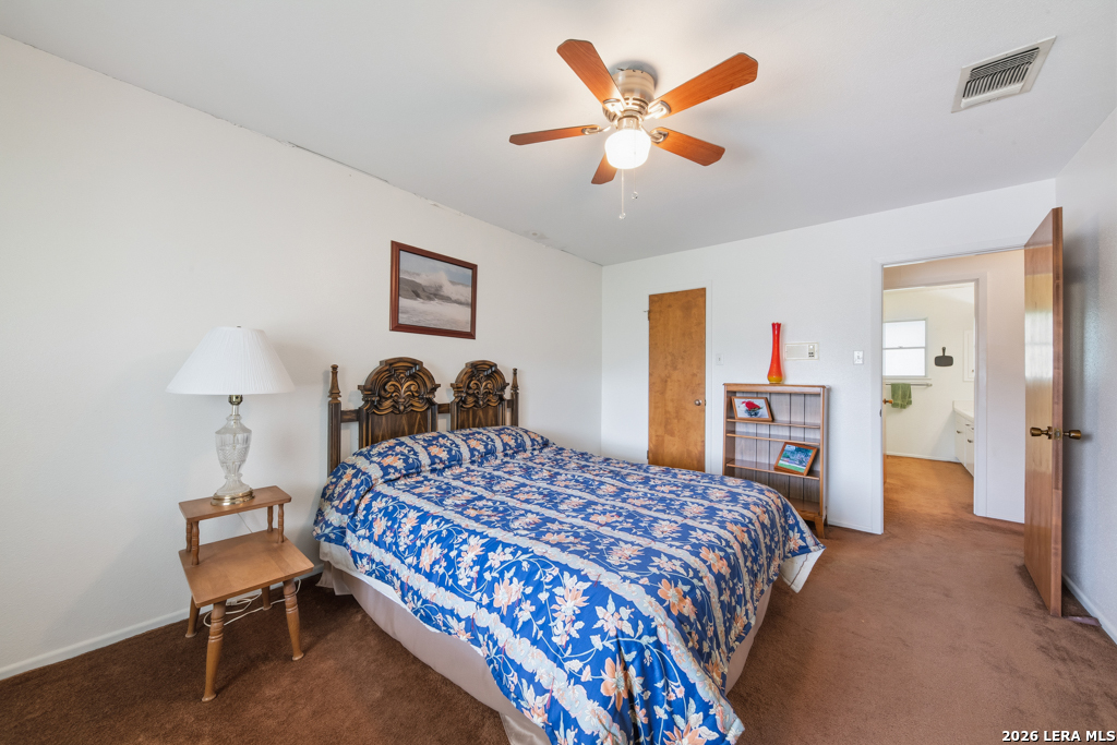 5827 Grass Hill Drive Leon Valley TX 78238