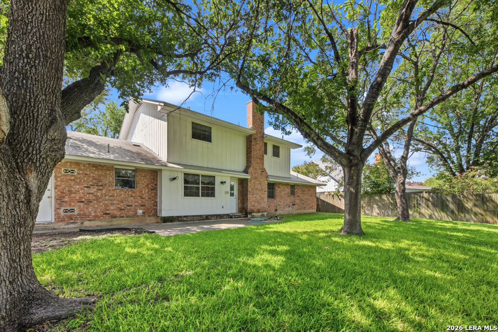 5827 Grass Hill Drive Leon Valley TX 78238