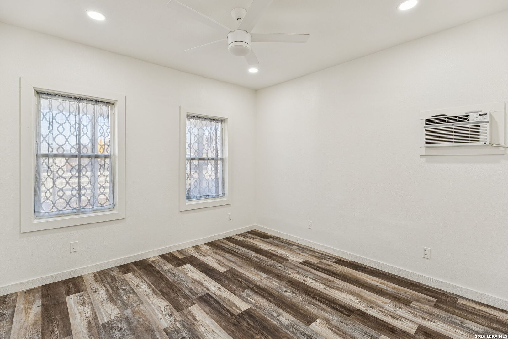 562 Kendalia Avenue San Antonio TX 78221