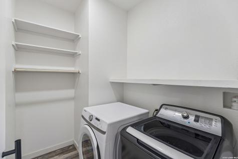562 Kendalia Avenue San Antonio TX 78221