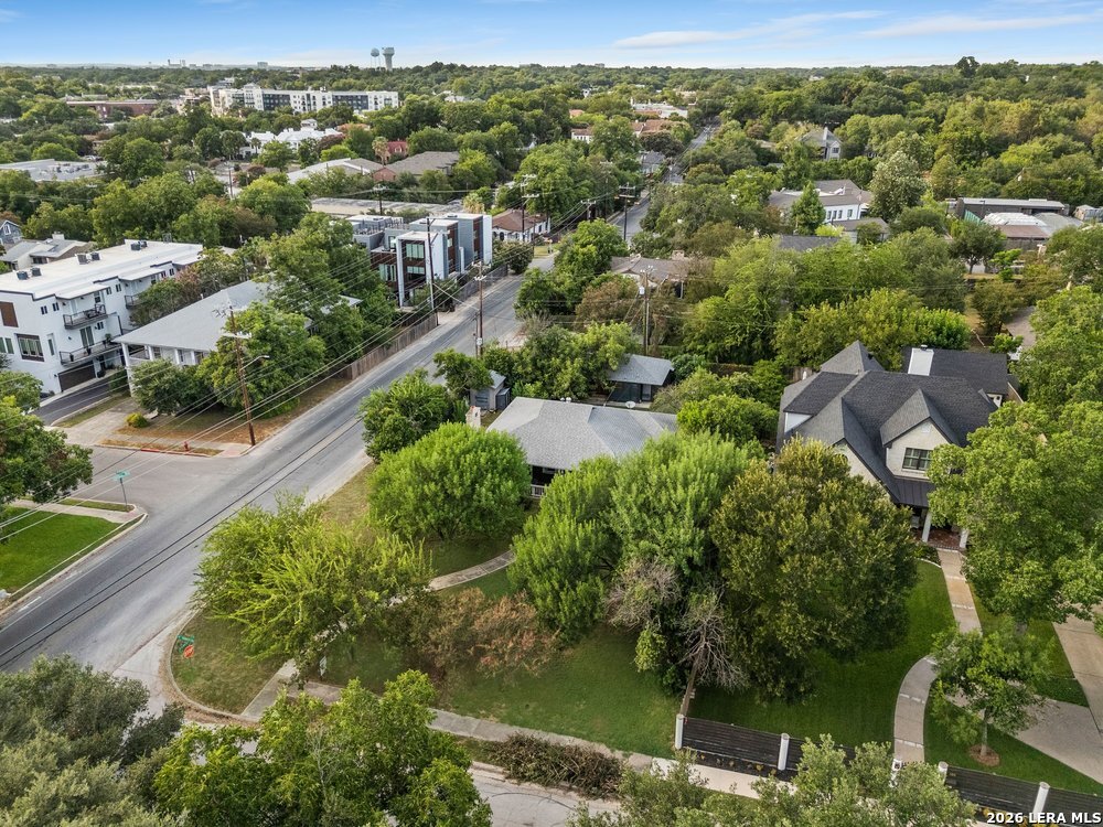 101 Charles Road Terrell Hills TX 78209