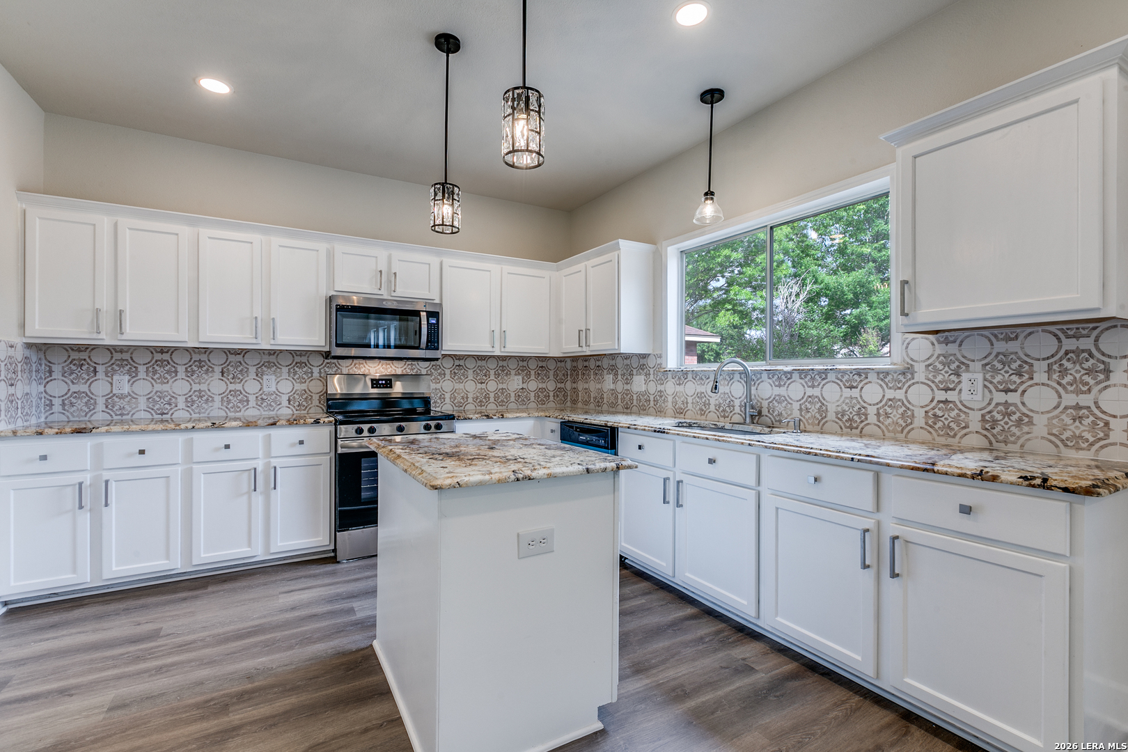 11963 Adriana Maria San Antonio TX 78253