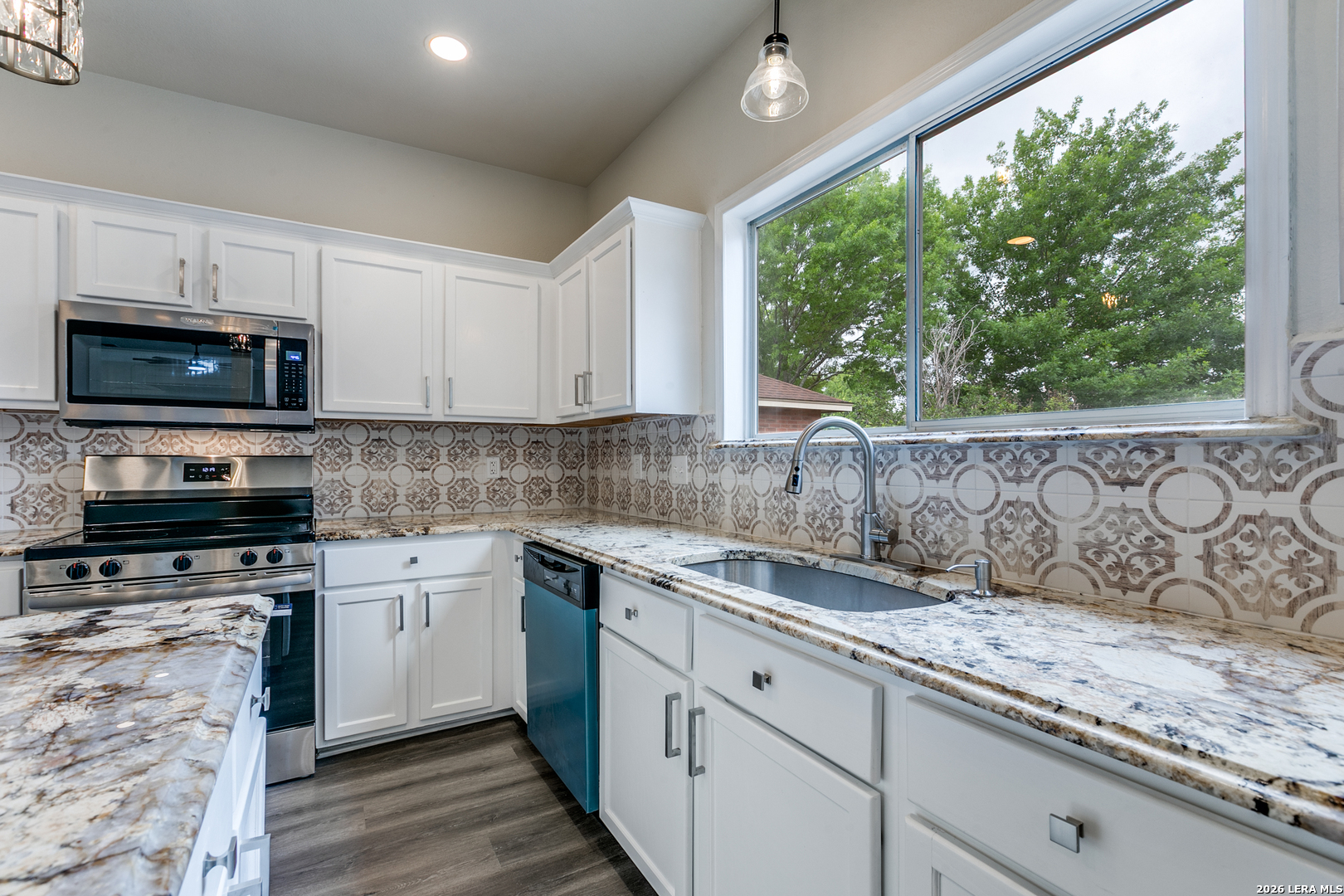 11963 Adriana Maria San Antonio TX 78253