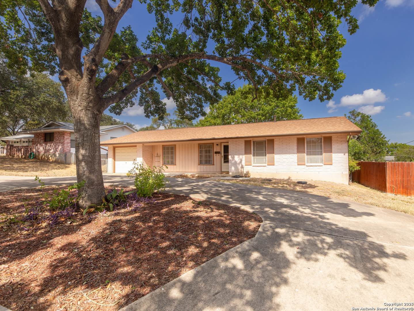3807 E Palfrey Street San Antonio TX 78223