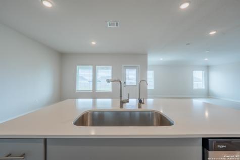 125 Nicks Cove Lockhart TX 78644
