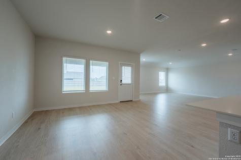 125 Nicks Cove Lockhart TX 78644