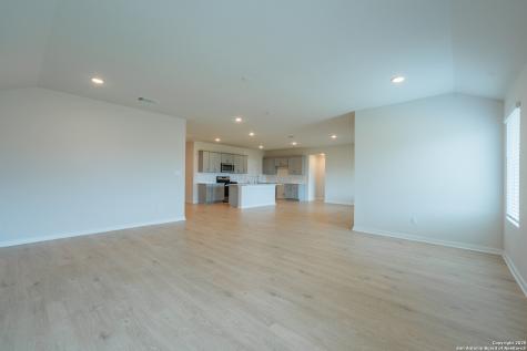 125 Nicks Cove Lockhart TX 78644