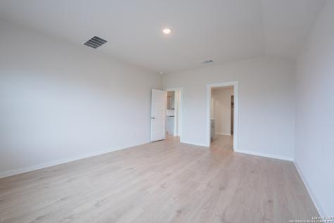 125 Nicks Cove Lockhart TX 78644